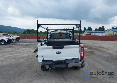 2024 Ford F250 Super Duty z USA, uszkodzony, nr VIN 1FTBF2BA2REC07580